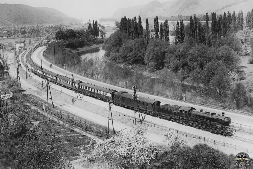 Baureihe 18.5 met de Rheingold