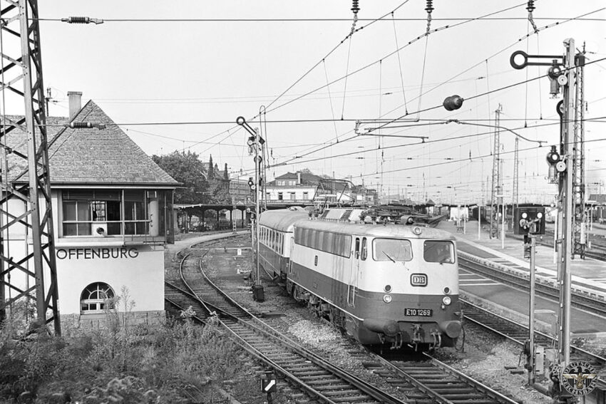 Baureihe E10 met de Rheingold