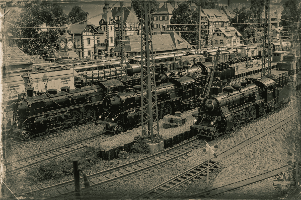 Vier baureihe 18.5 op het station van Berchtesgaden.