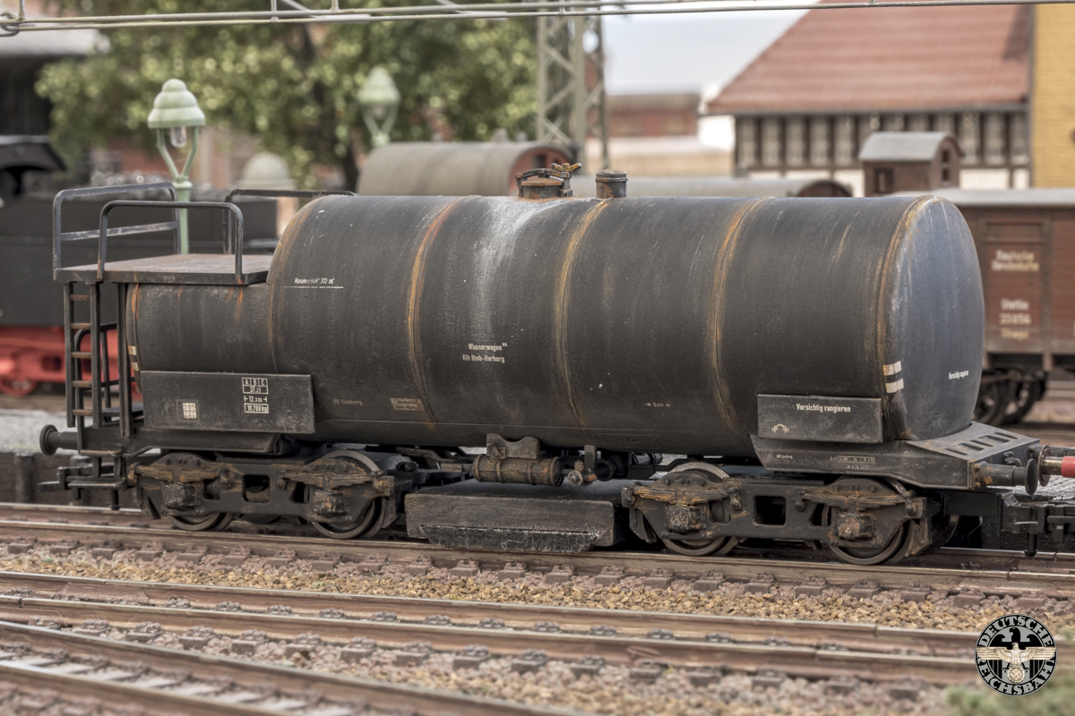 Liliput L236490 sproeitrein waterwagen.