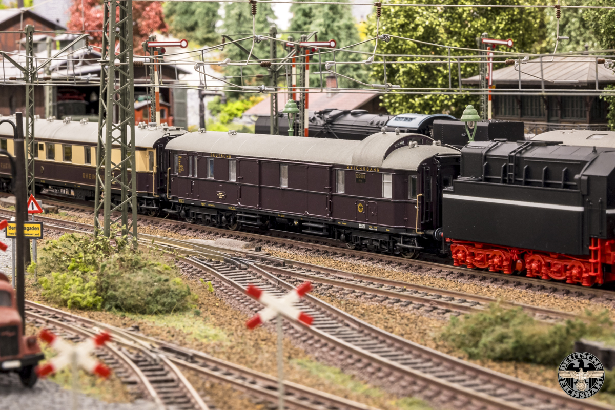 Rheingold Gr 28 wagons